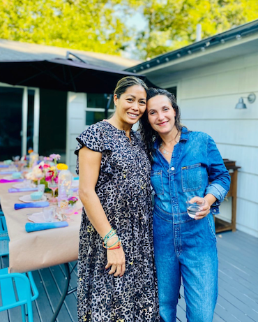 INTIMATE FLOWER LIFESTYLE DINNER CELEBRATION TIPS