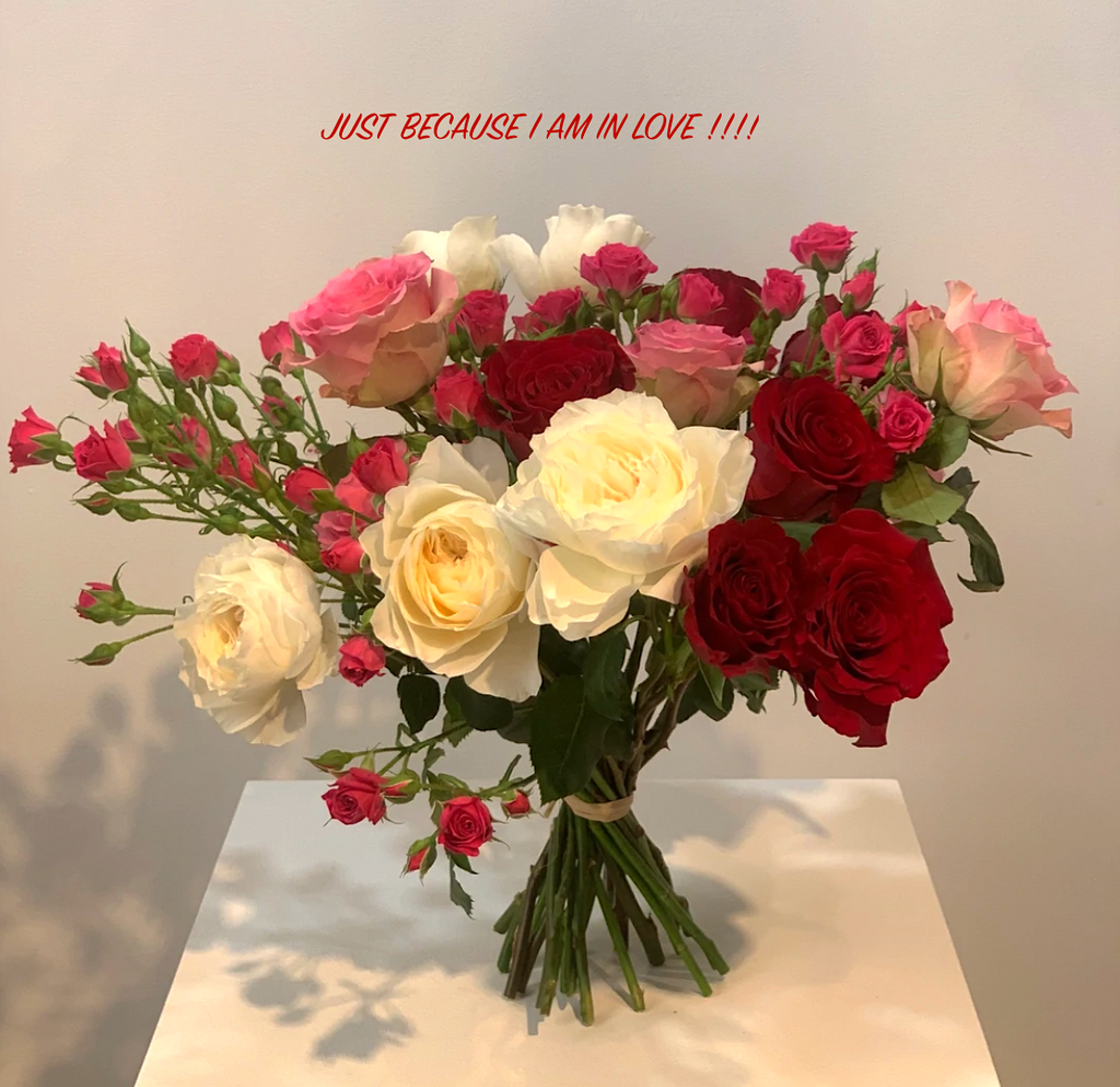 BUUNCH OF ROSES